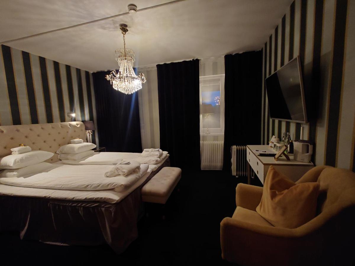 Palace Hotell ฮุลท์สเฟรด ภายนอก รูปภาพ
