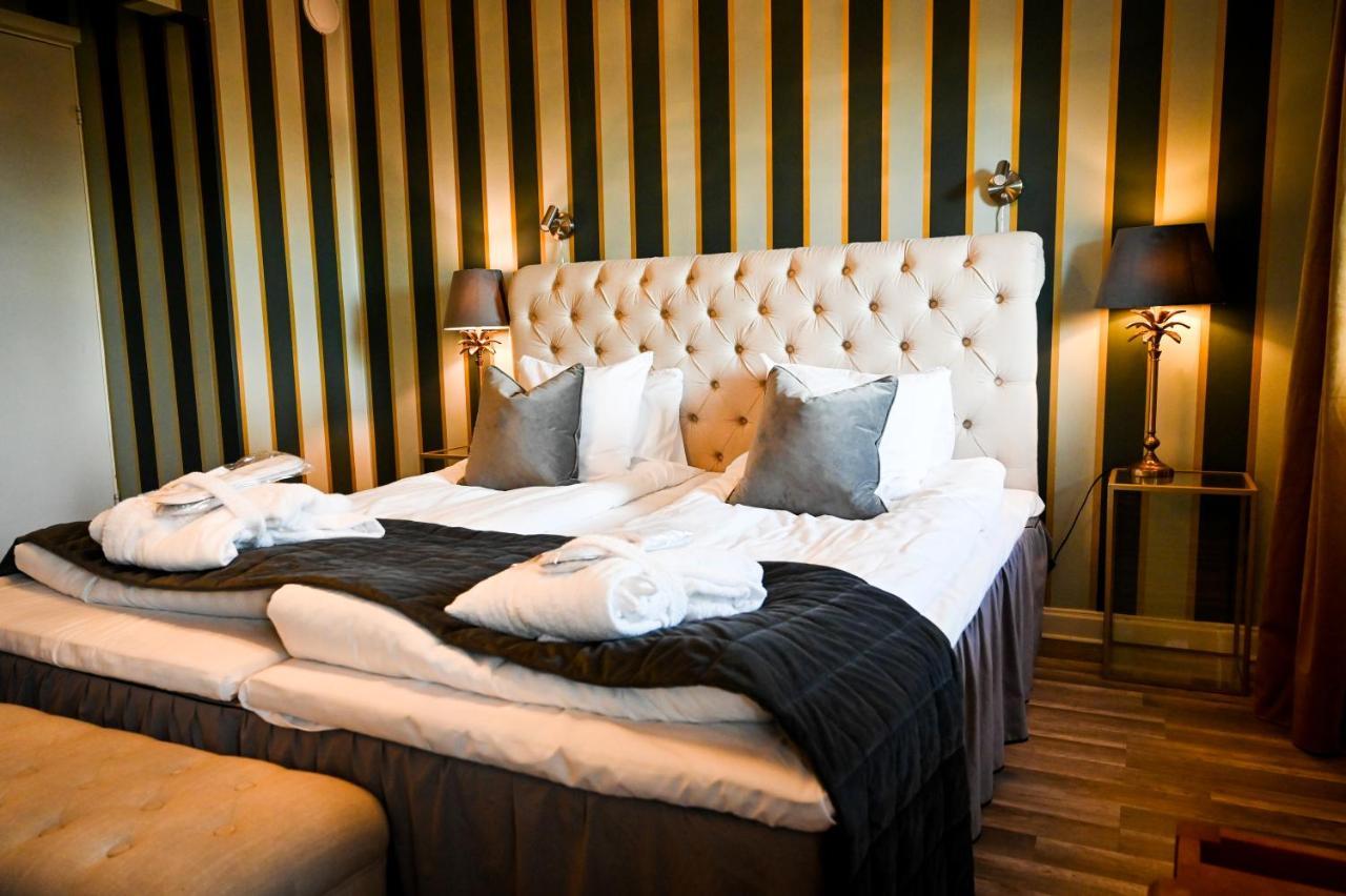 Palace Hotell ฮุลท์สเฟรด ภายนอก รูปภาพ